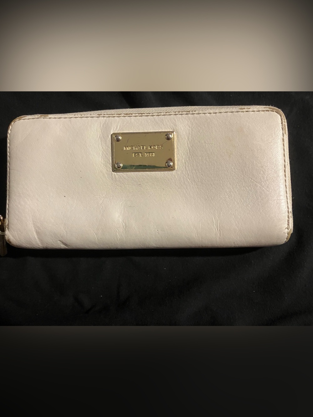 Michael Kors White Leather Jet Set Continental Zip Around Wallet